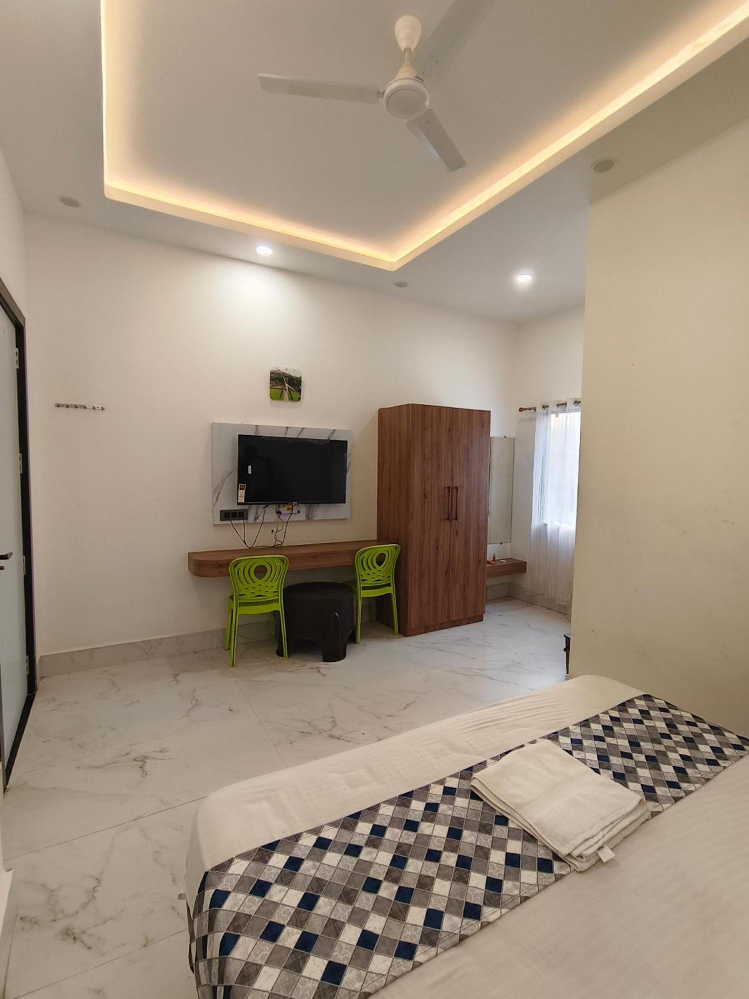 Hotel Modi Palace, Chanderi Mp Exteriör bild