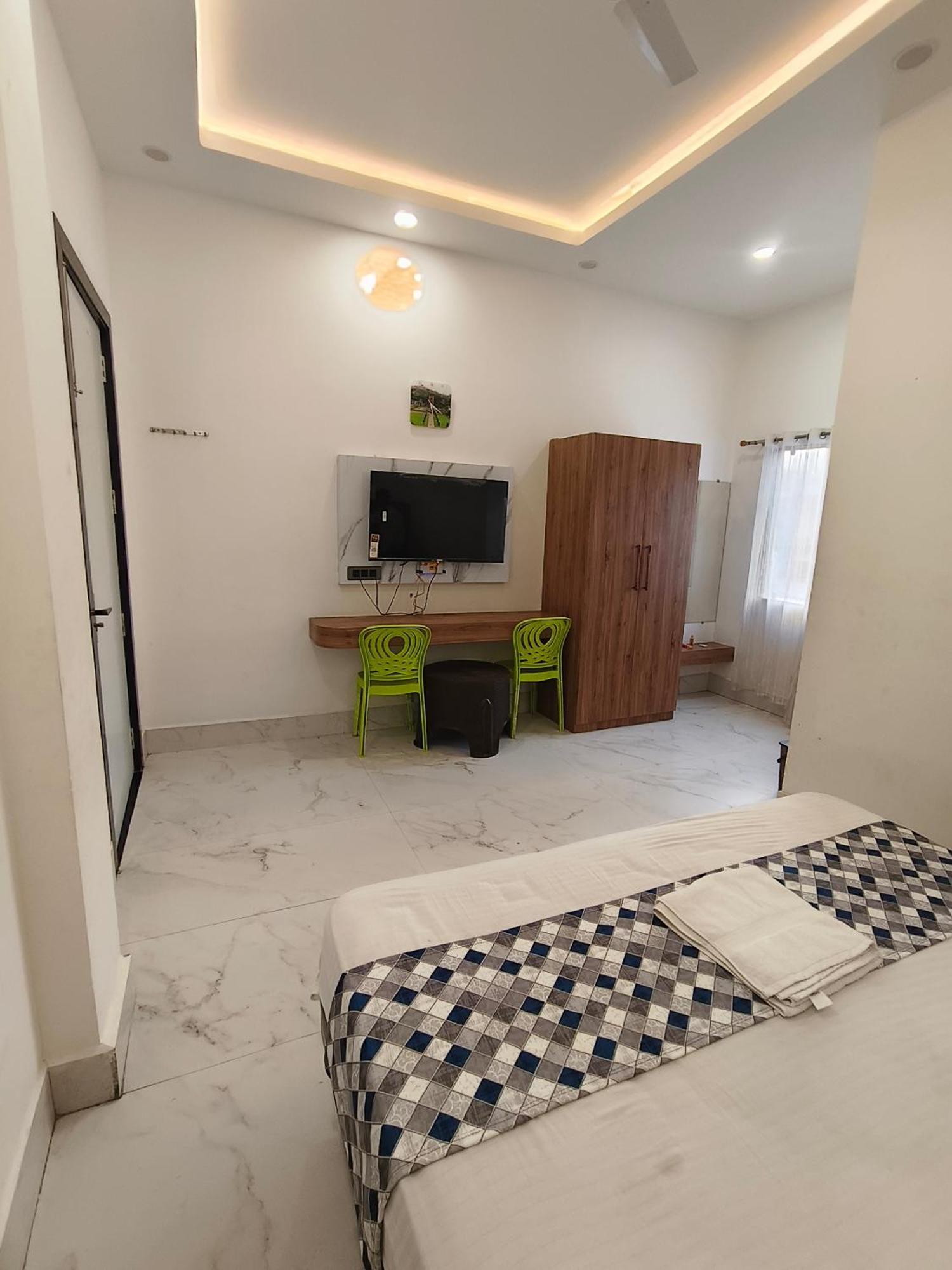Hotel Modi Palace, Chanderi Mp Exteriör bild